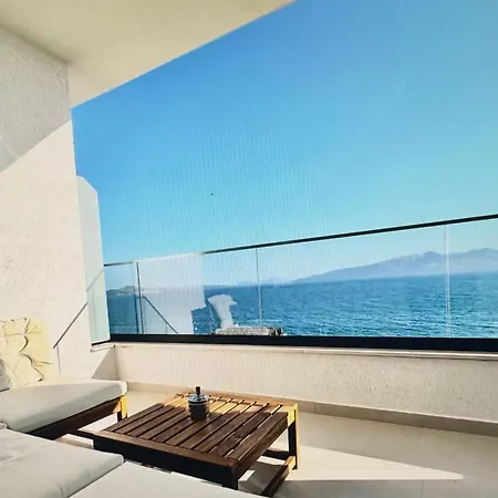 Royal Sea View