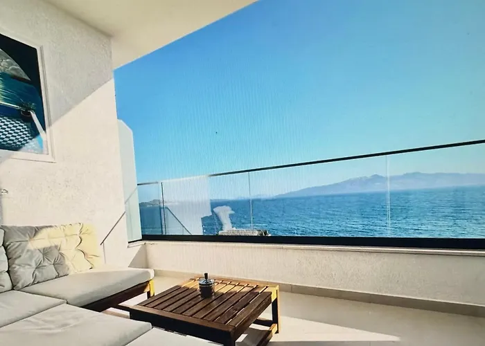 Royal Sea View