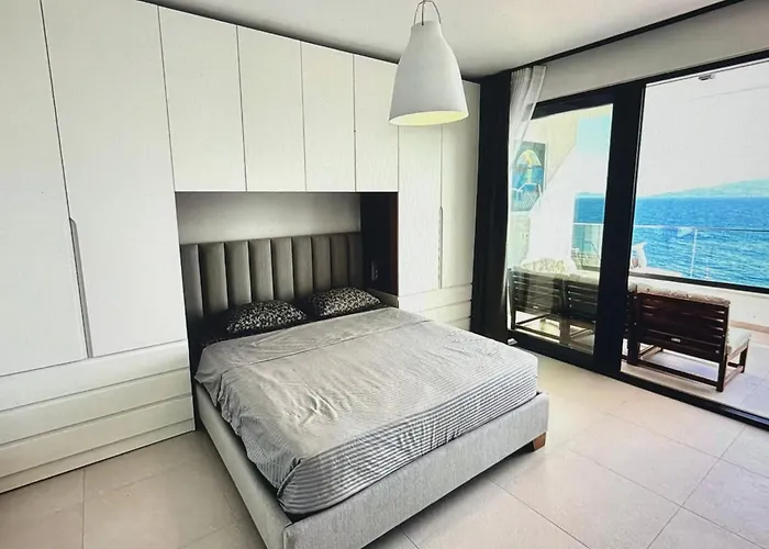 Royal Sea View