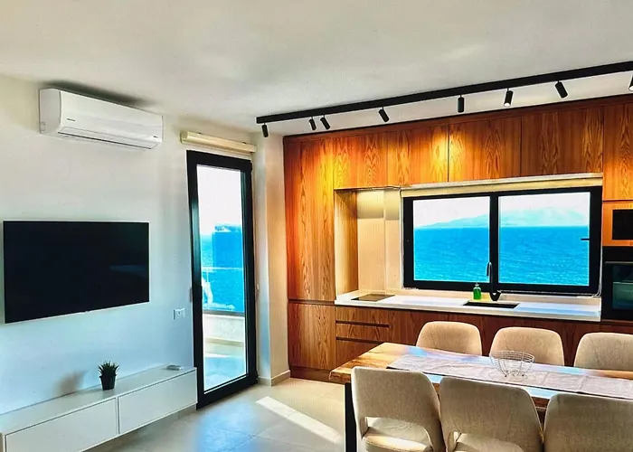 Royal Sea View * Sarandë