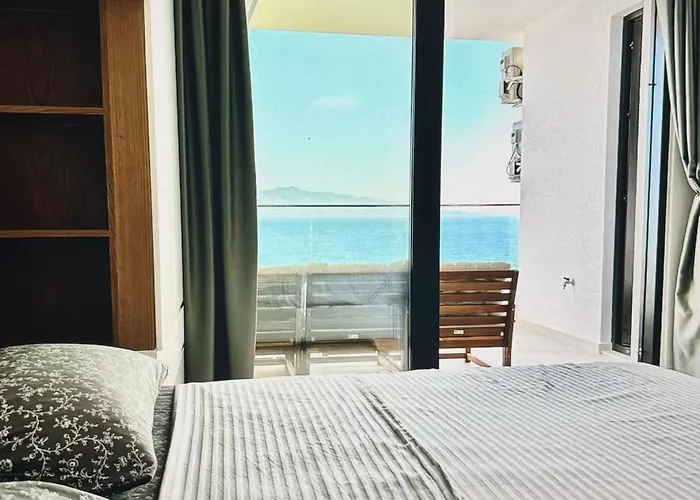 Royal Sea View * Sarande